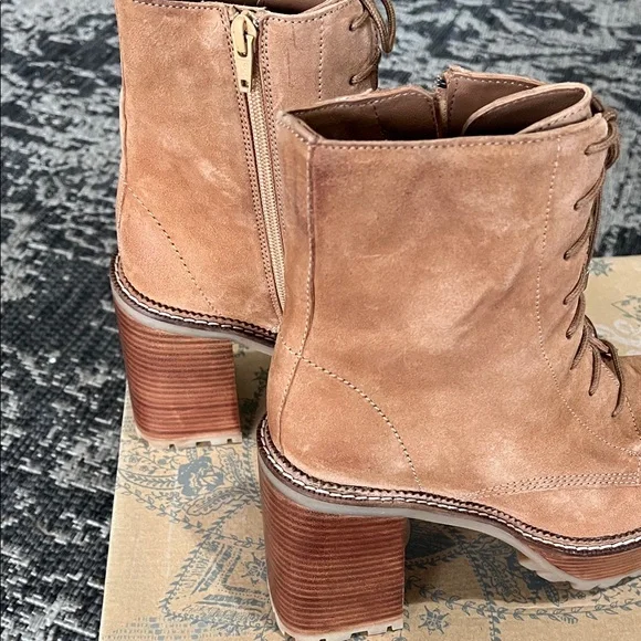 Free People Tan Leather platform Lace-Up Boots - Picture 3 of 4